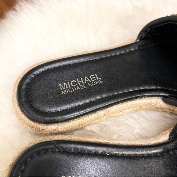 🍋 MICHAEL MICHAEL KORS • Women’s Royce Quilted Leather Slide Sandal Size 6 - Picture 8 of 8